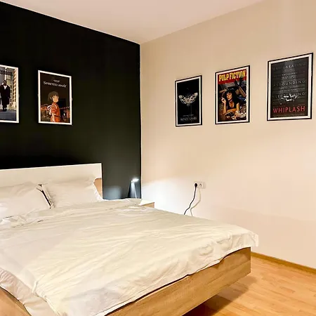 Serenity House Apartament *