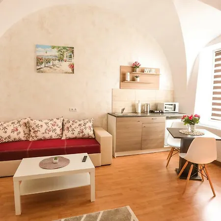 Serenity House Apartament *